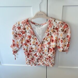 Abercrombie and fitch cropped floral top size XS